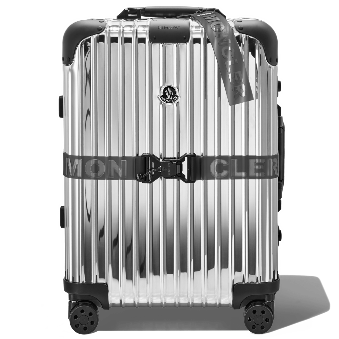 rimowa small luggage size