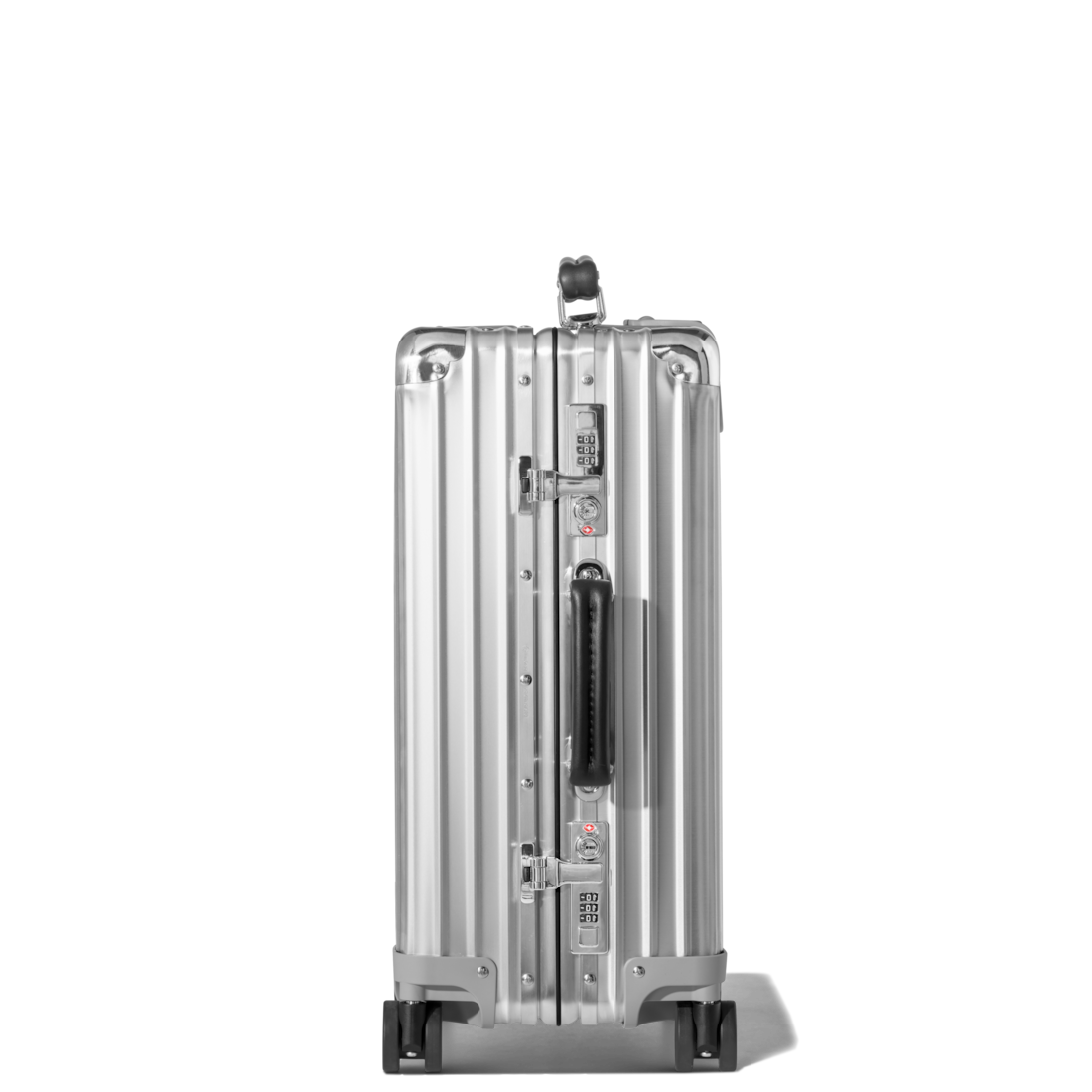 rimowa carry on classic