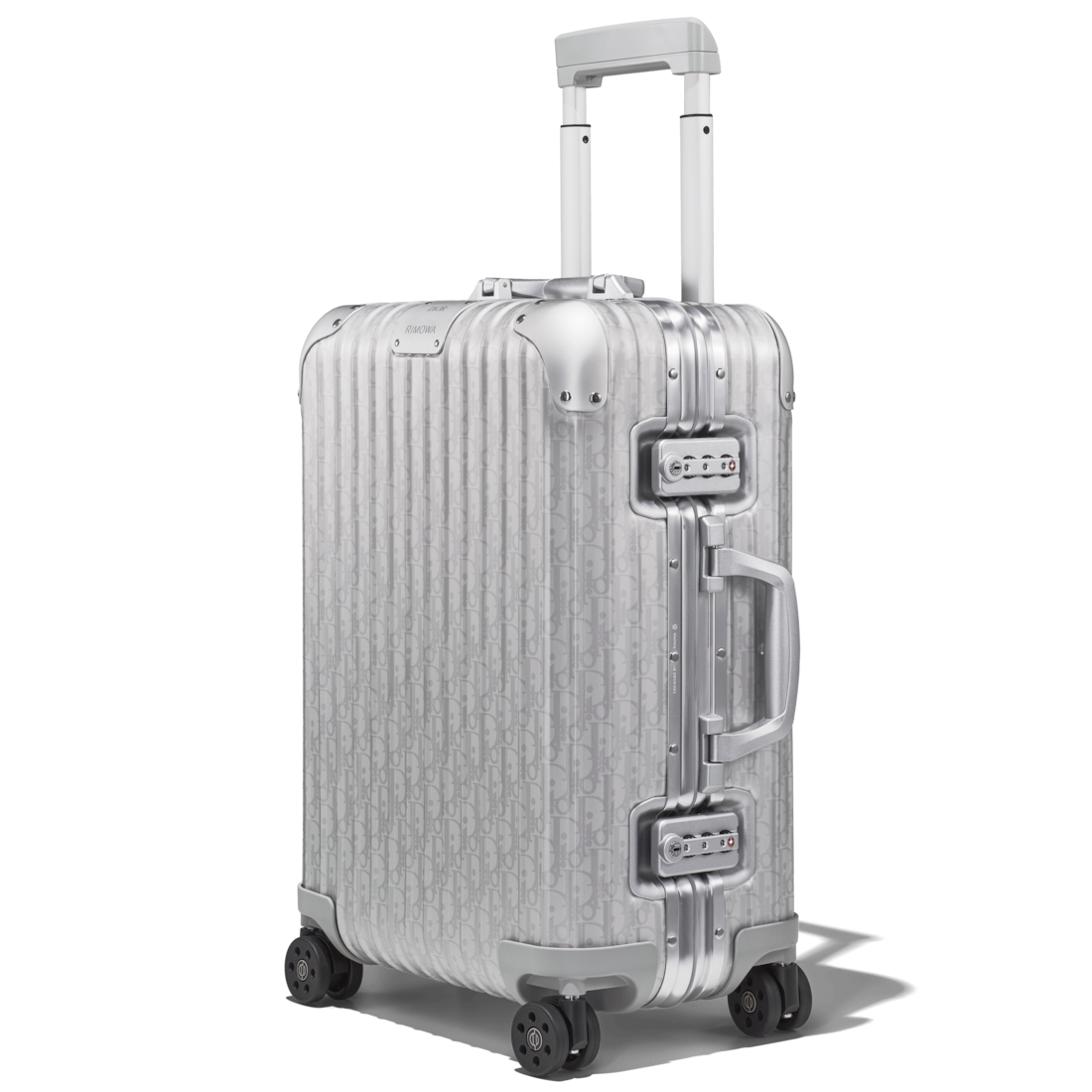 rimowa carry on silver