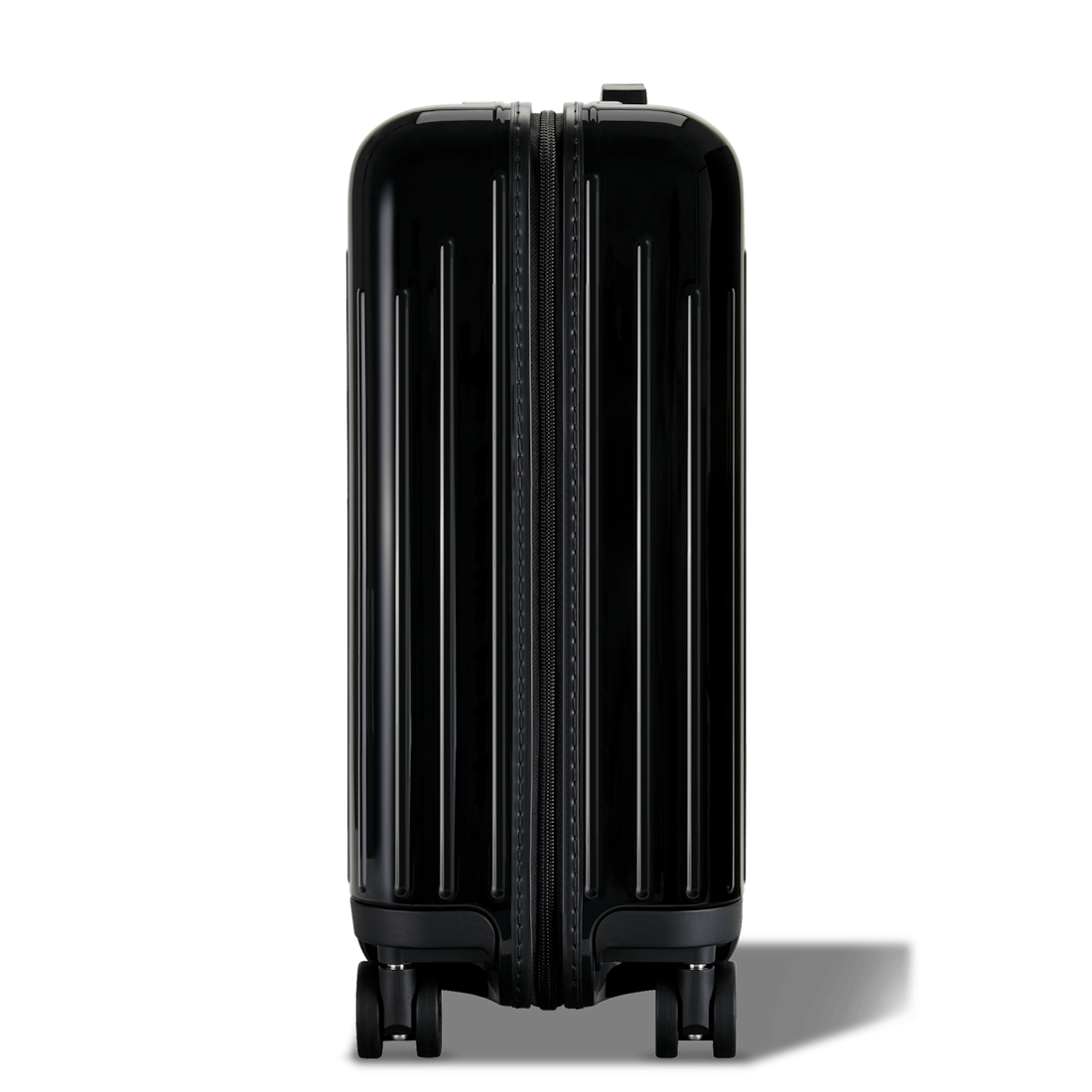 Essential Lite Cabin U Small Carry-On Suitcase | Black | RIMOWA