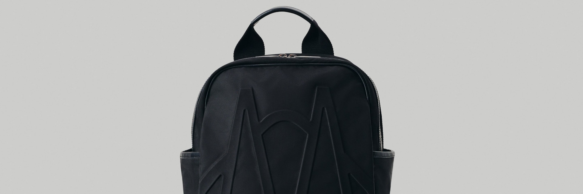 Signature Bags Collection